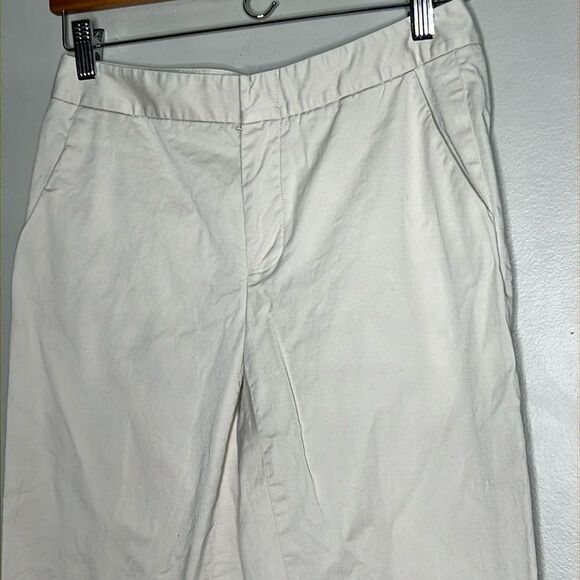 Banana Republic stretch, khaki flares, size 2 - Picture 3 of 8